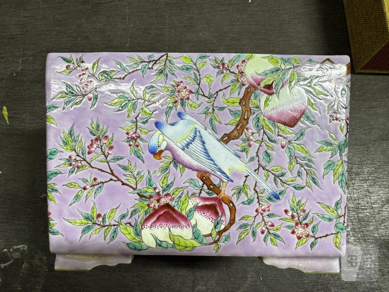 清 粉彩花鸟四方花盆一对 - 图18